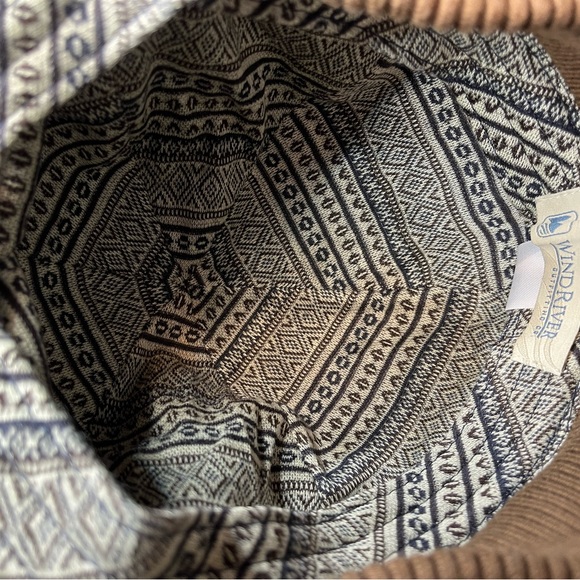 Windriver cap XL - Picture 4 of 5